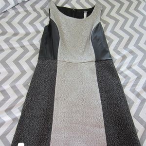Kensie Color Blocked Dress (Black/off-white/Grey)